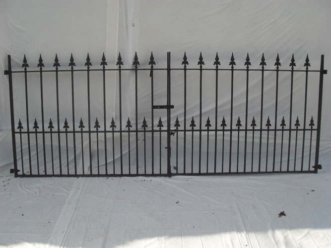 Driveway Gates (2) with 'Fluer De Leys' Finials